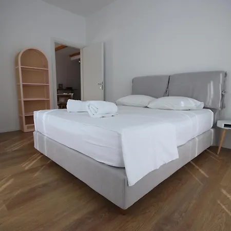 Anemos Appartement Himare
